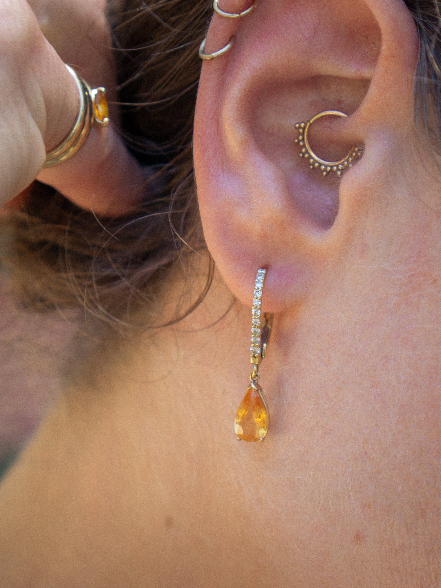 Pear Drop Line Earrings